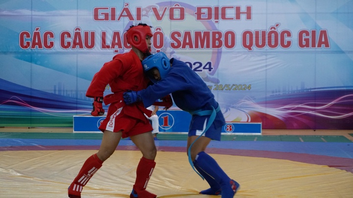 Giải Sambo đầu tiên tại Việt Nam quy tụ anh tài từ hàng loạt môn võ