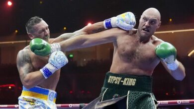 Tyson Fury dời lịch tái đấu Oleksandr Usyk