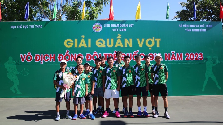 Hơn 2000 vận động viên tranh Cúp tennis Vô địch Đồng đội trẻ Quốc gia 2024