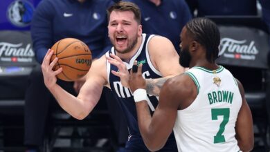 Luka Doncic bị đuổi hiệp 4, Boston Celtics chạm một tay vào cúp vô địch NBA 2024